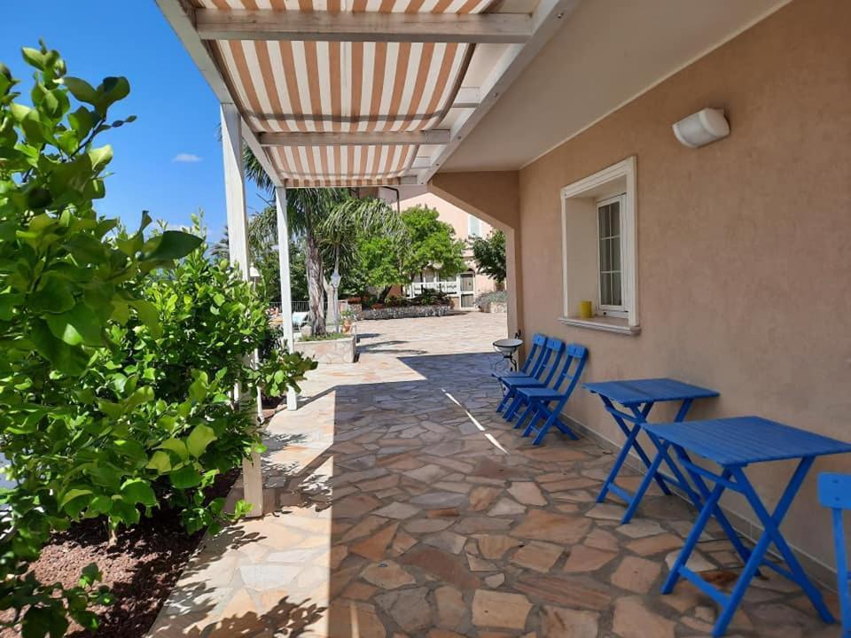 Anthos Casa Vacanze Sant'Omero Экстерьер фото