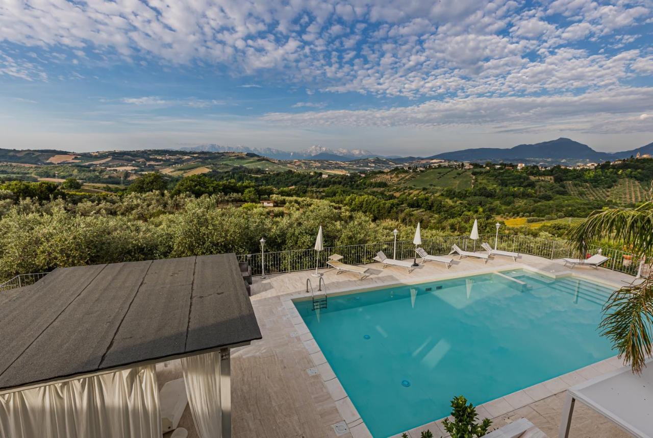 Anthos Casa Vacanze Sant'Omero Экстерьер фото