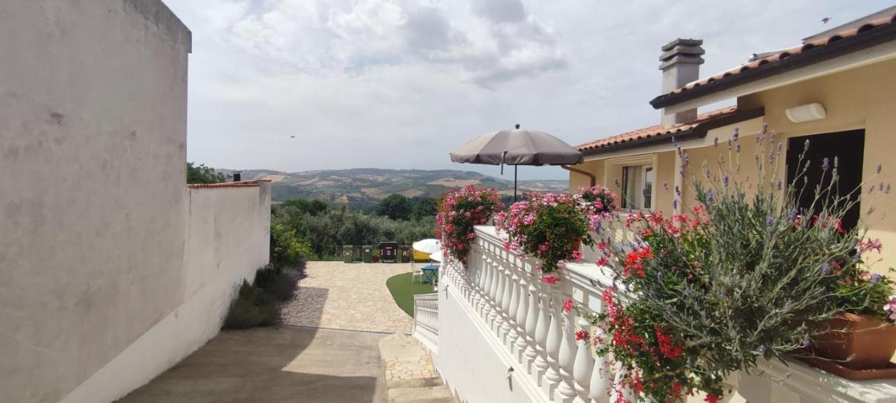 Anthos Casa Vacanze Sant'Omero Экстерьер фото